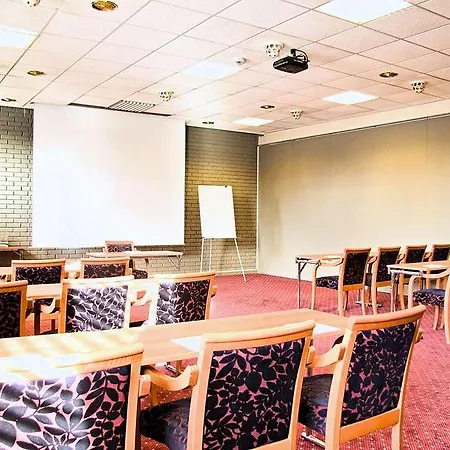 Vic Hotel